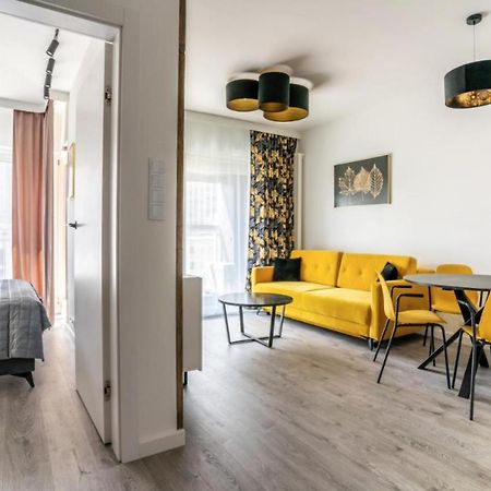 وارسو Mennica Residence - City Center - Golden Apartments المظهر الخارجي الصورة