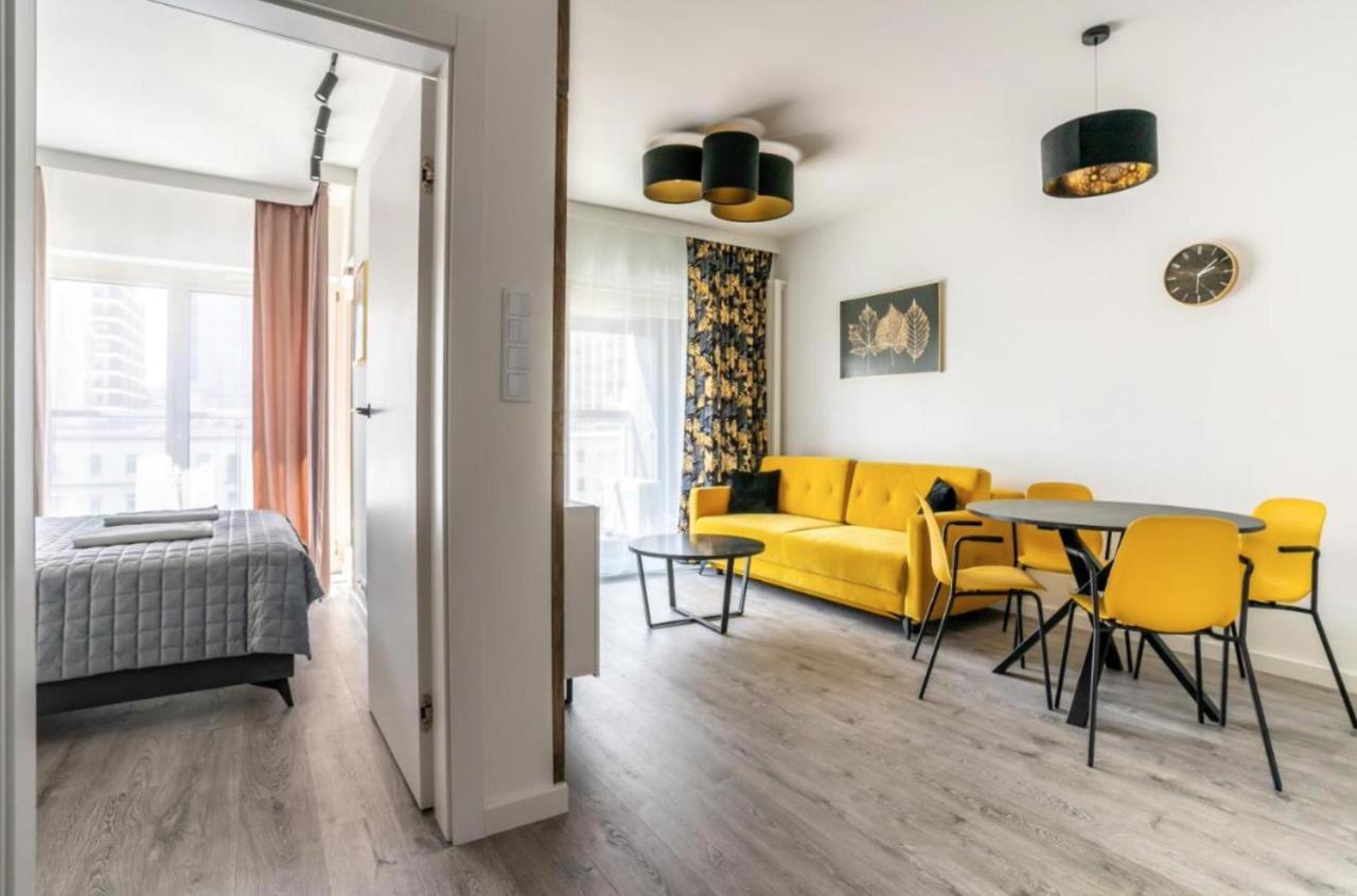 وارسو Mennica Residence - City Center - Golden Apartments المظهر الخارجي الصورة