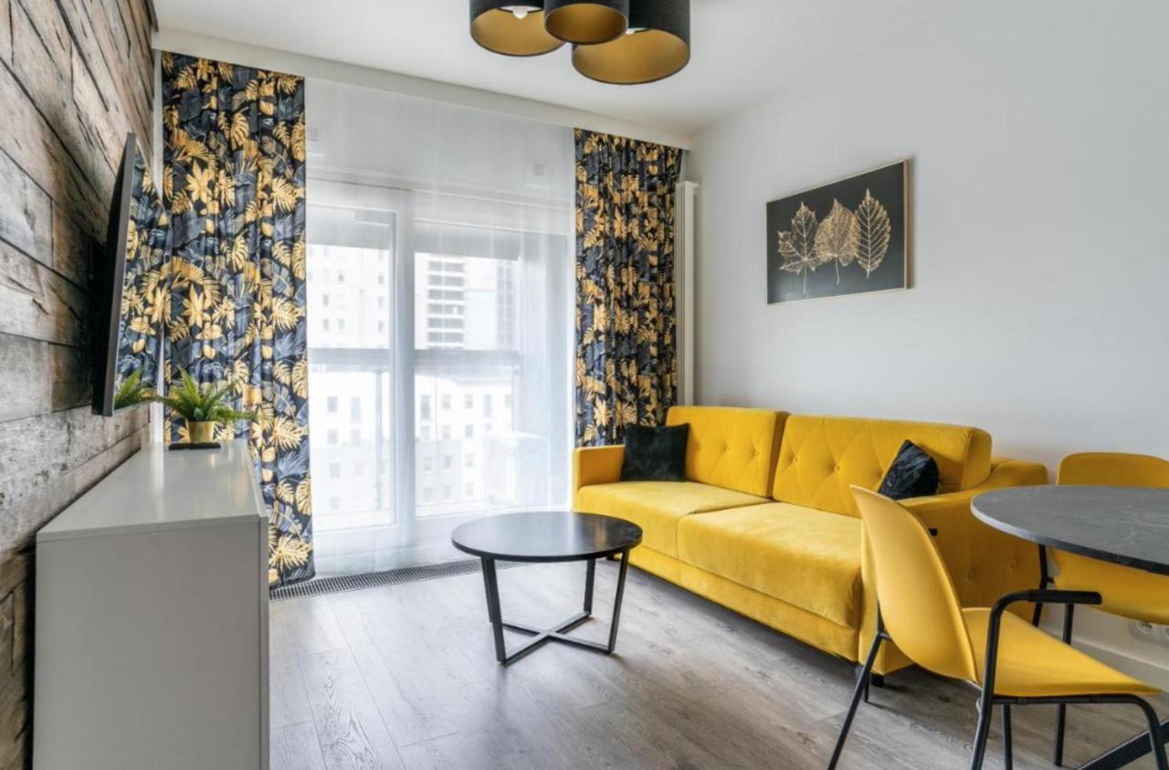 وارسو Mennica Residence - City Center - Golden Apartments المظهر الخارجي الصورة